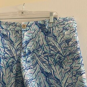 Lilly Pulitzer Blue and White Leaf Print Pants size 10